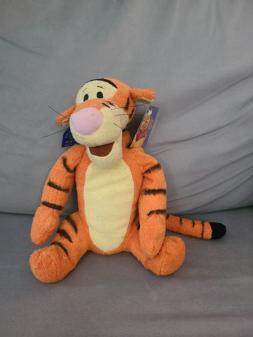 Applause Disney's WInnie the Pooh Vintage 10" Tigger Plush